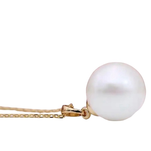COPY - Freshwater White Pearl Pendant Rose Gold Plated Necklace - Picture 2 of 2
